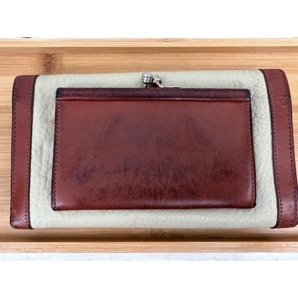 Dooney & Bourke Vintage All Weather Leather Wallet Brown Tan‎ USA Made